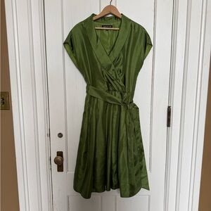Elegant Green Wrap Dress Jones New York 8